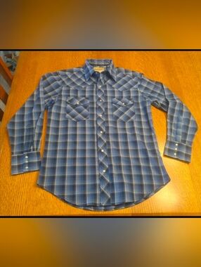 Men's Wrangler Western Shirt- Blue Plaid with Pearl Snaps- Size Medium